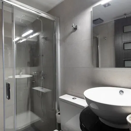 Lilian & Vivian Suites By Corfuescapes