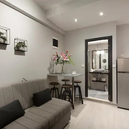 Lilian & Vivian Suites By Corfuescapes