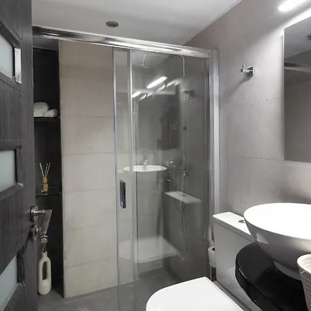 Lilian & Vivian Suites By Corfuescapes * Corfu (city)