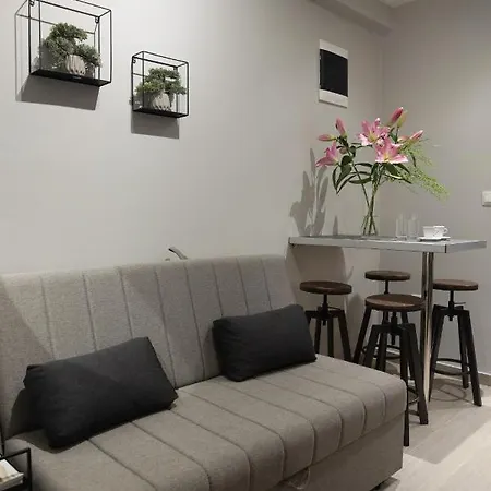 Lilian & Vivian Suites By Corfuescapes *