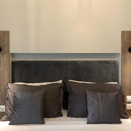 Lilian & Vivian Suites By Corfuescapes Corfu (city)